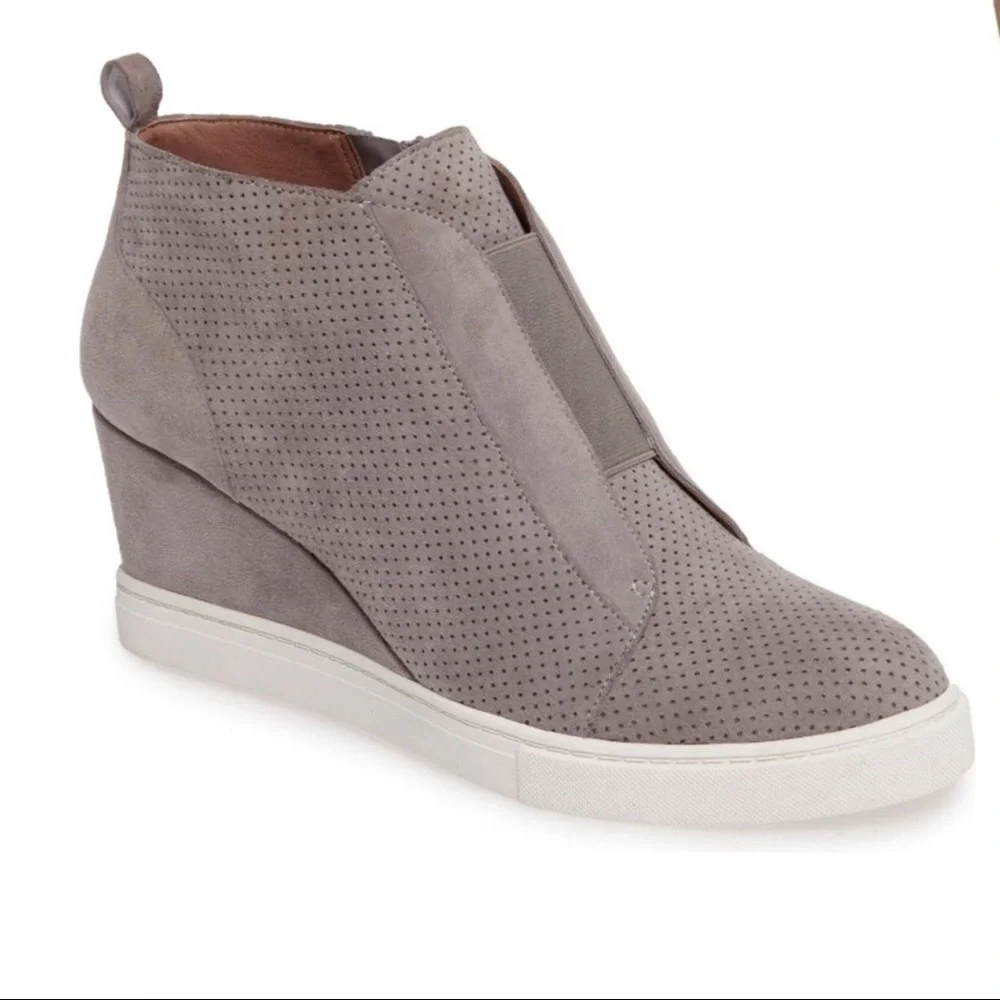 Linea Paolo Felicia Wedge Sneaker Gray Size 10.5